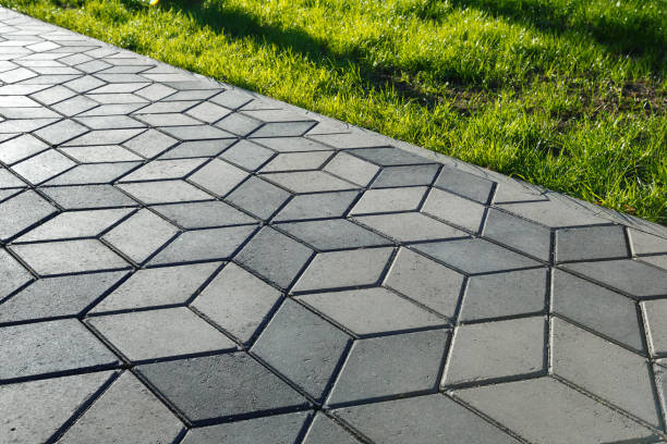 Best Concrete Paver Driveway  in Bellefontaine Neighbors, MO